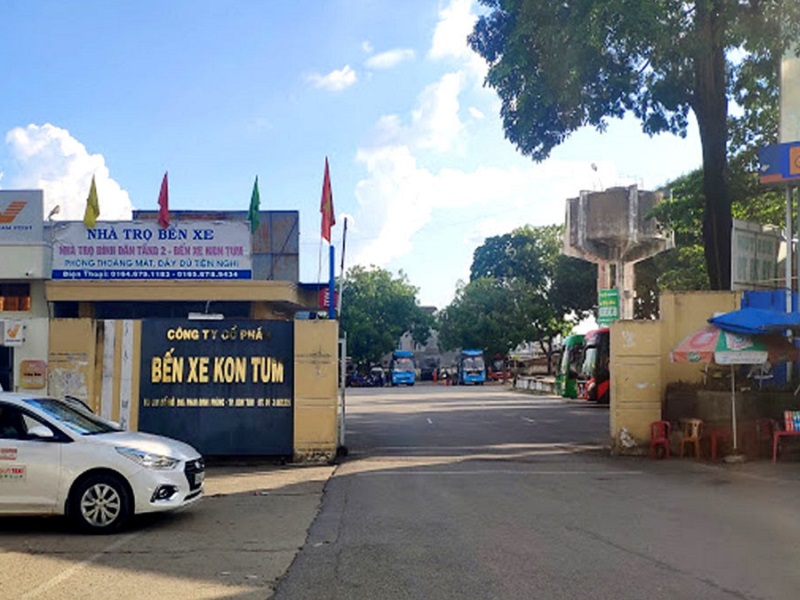 Bến xe Kon Tum